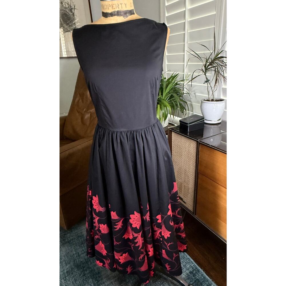 Black Red Floral Border Print Fit Flare Dress Size 36 Cottagecore / Rockabilly